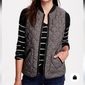 Old Navy quilted vest herringbone gray black ribbed collar full zip pockets M